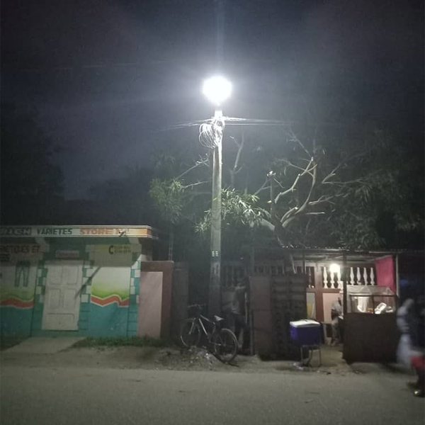 Lampadaire a Limbé